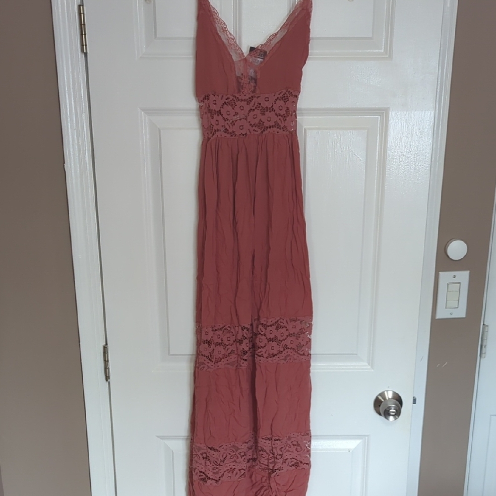 NWT Lace Trim Maxi Dress in Pink